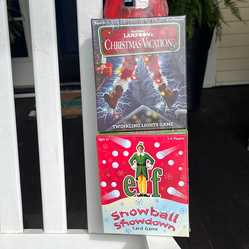 ❄️NIB Two Christmas Card Games Christmas Vacation and Elf